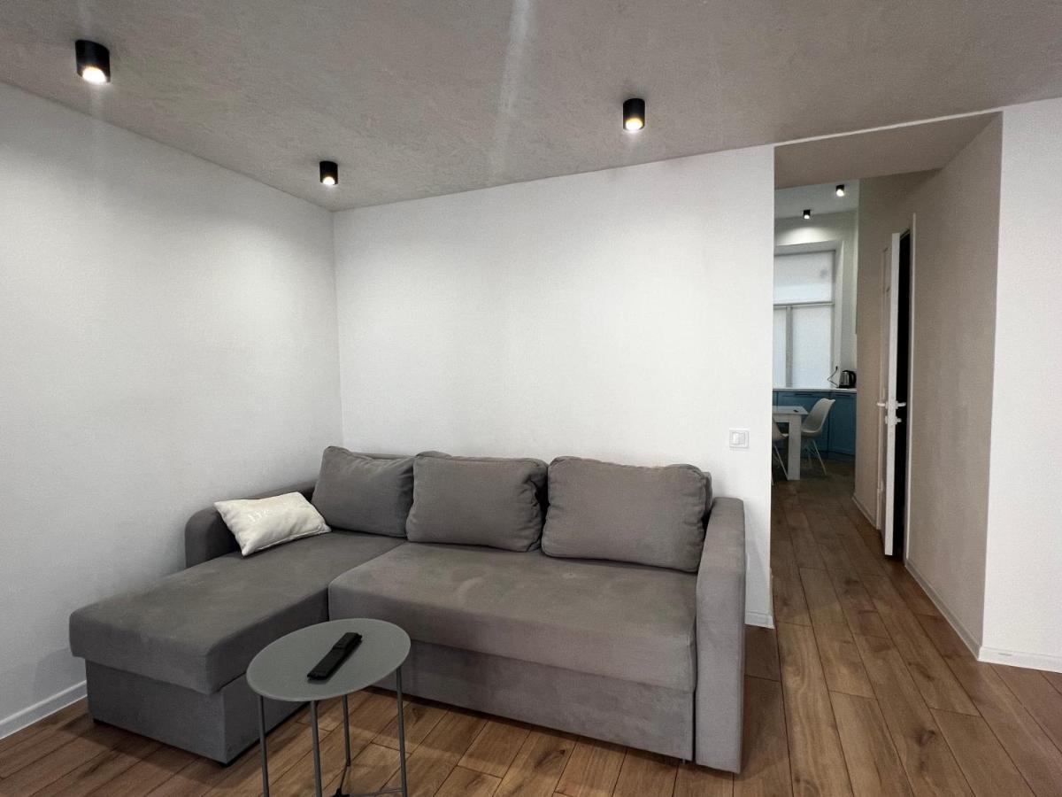 Apartment Lesya Kurbasa 利沃夫 外观 照片