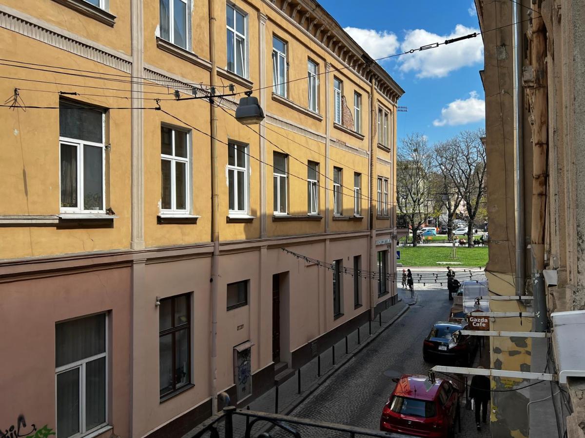 Apartment Lesya Kurbasa 利沃夫 外观 照片