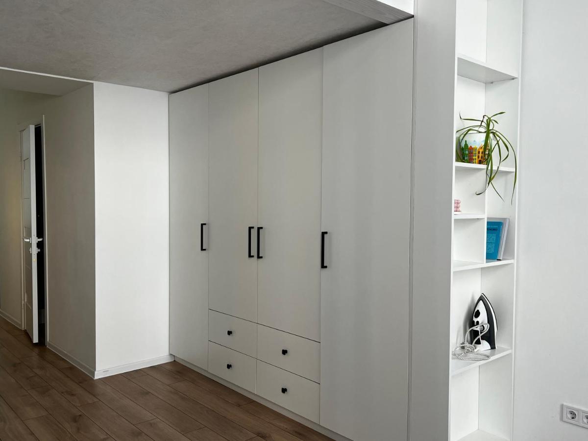 Apartment Lesya Kurbasa 利沃夫 外观 照片