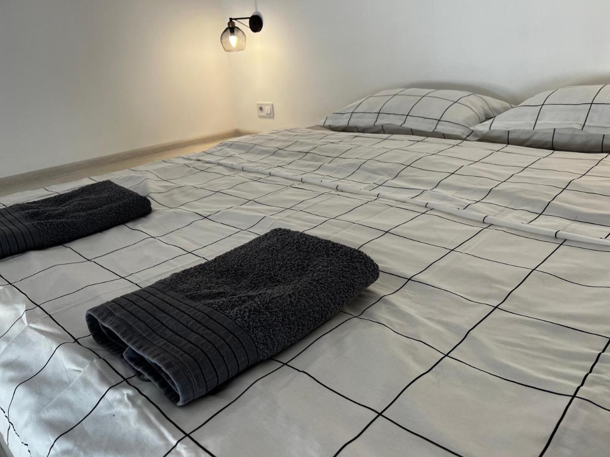 Apartment Lesya Kurbasa 利沃夫 外观 照片
