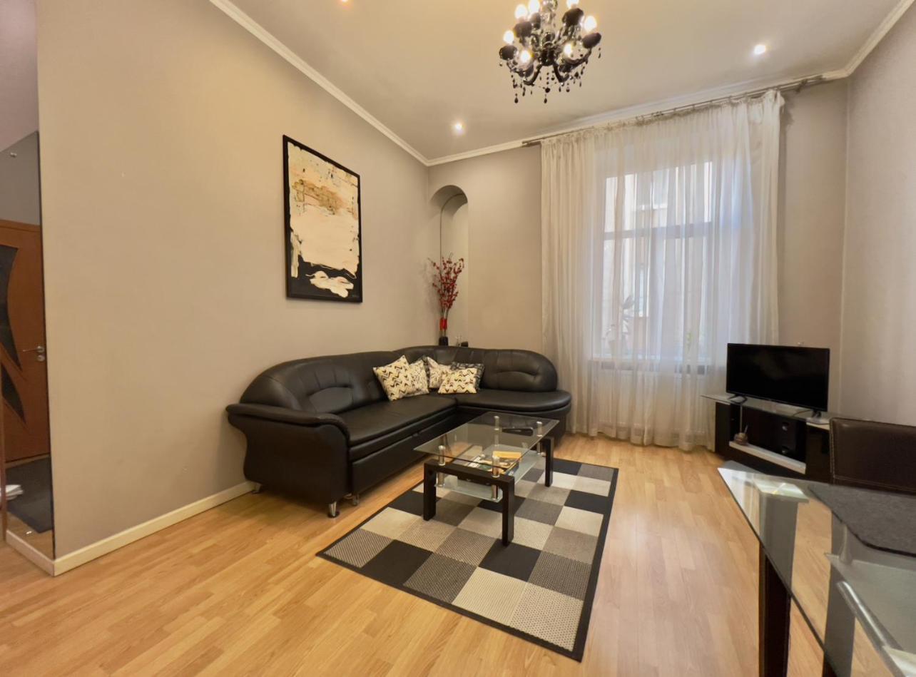 Apartment Lesya Kurbasa 利沃夫 外观 照片