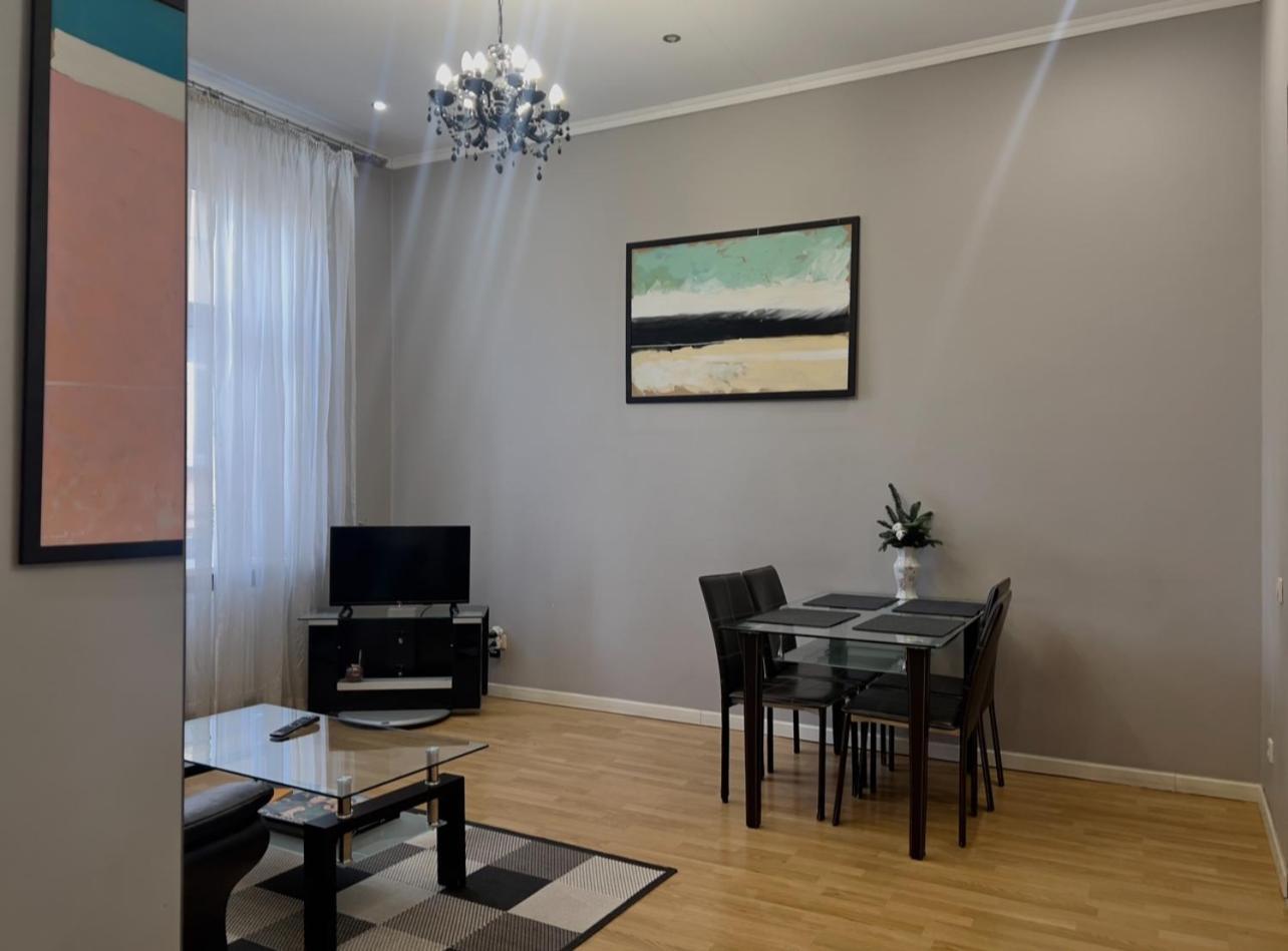 Apartment Lesya Kurbasa 利沃夫 外观 照片